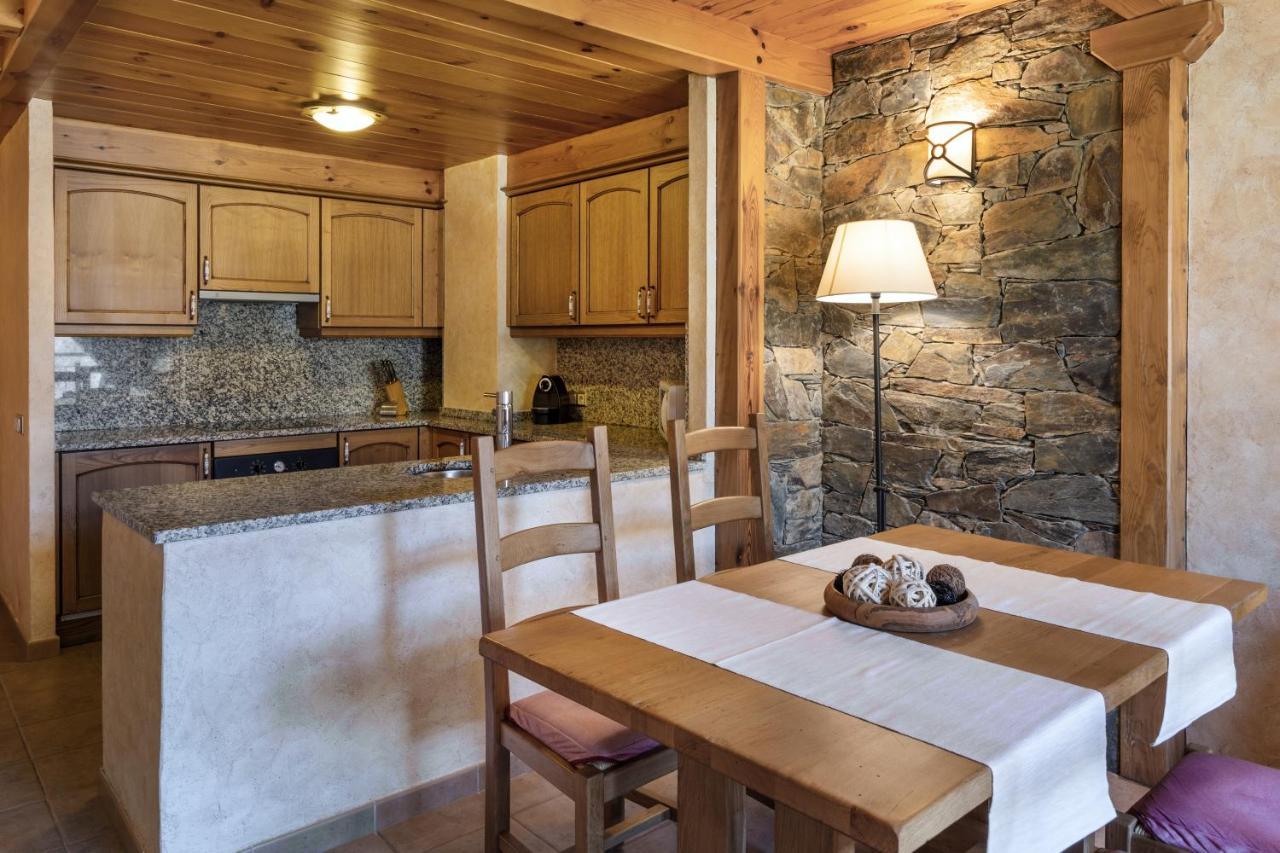 Apartaments Els Llacs Bordes d'Envalira Kültér fotó