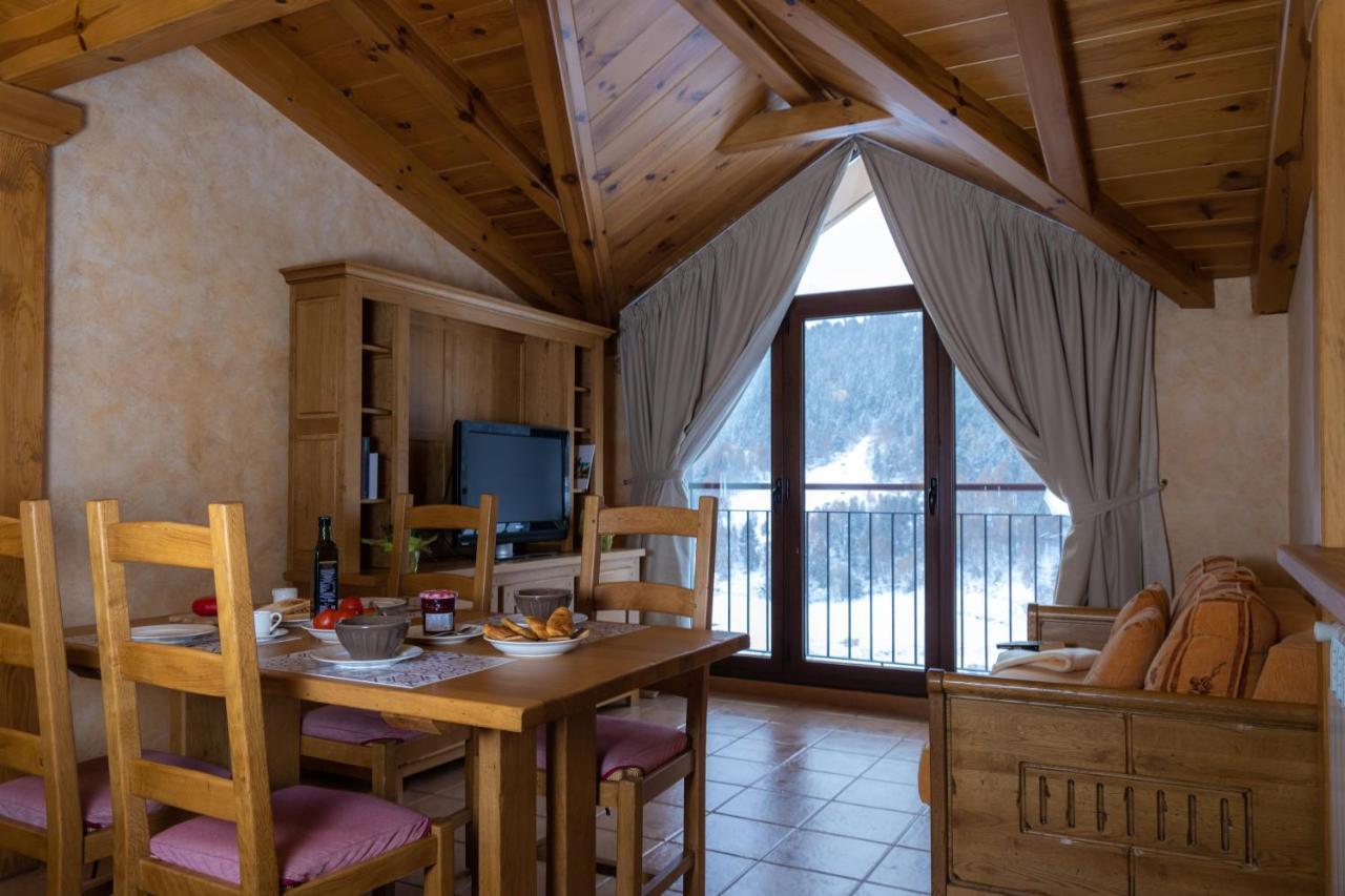 Apartaments Els Llacs Bordes d'Envalira Kültér fotó