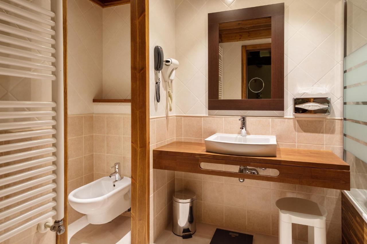 Apartaments Els Llacs Bordes d'Envalira Kültér fotó