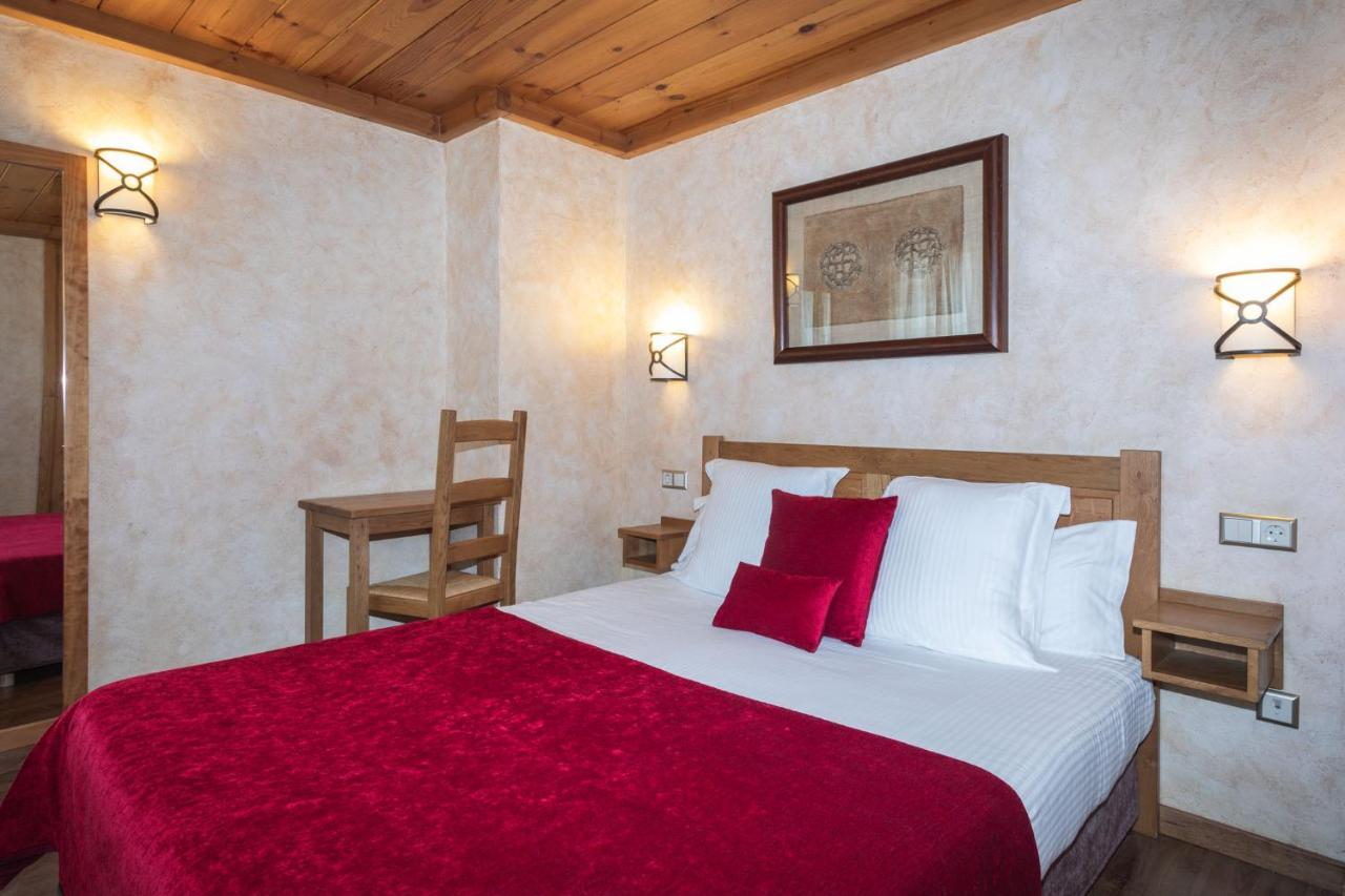 Apartaments Els Llacs Bordes d'Envalira Kültér fotó