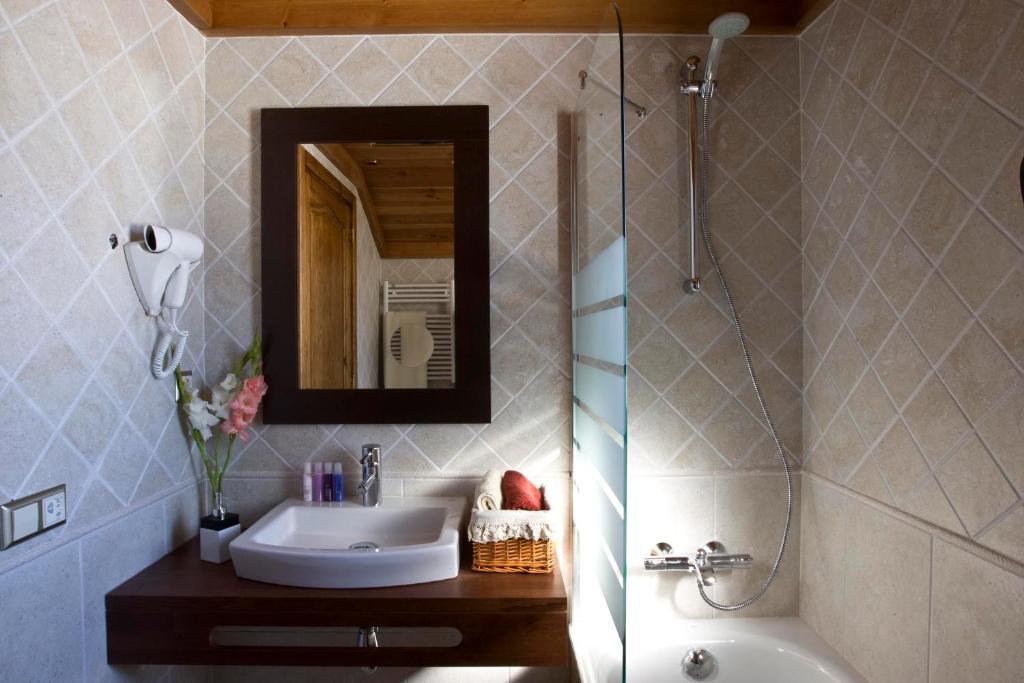 Apartaments Els Llacs Bordes d'Envalira Szoba fotó